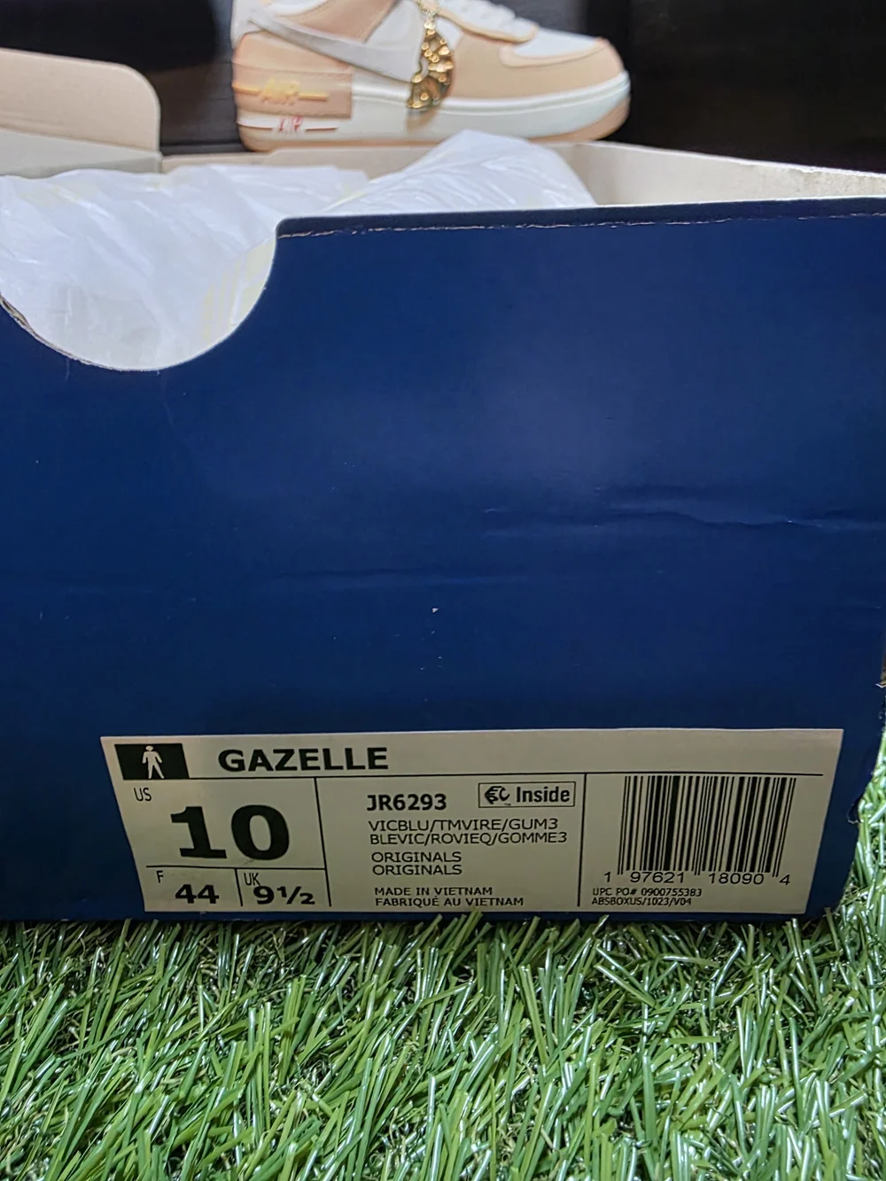 adidas Gazelle 10 Men’s Sneakers — Blue with Red Accents